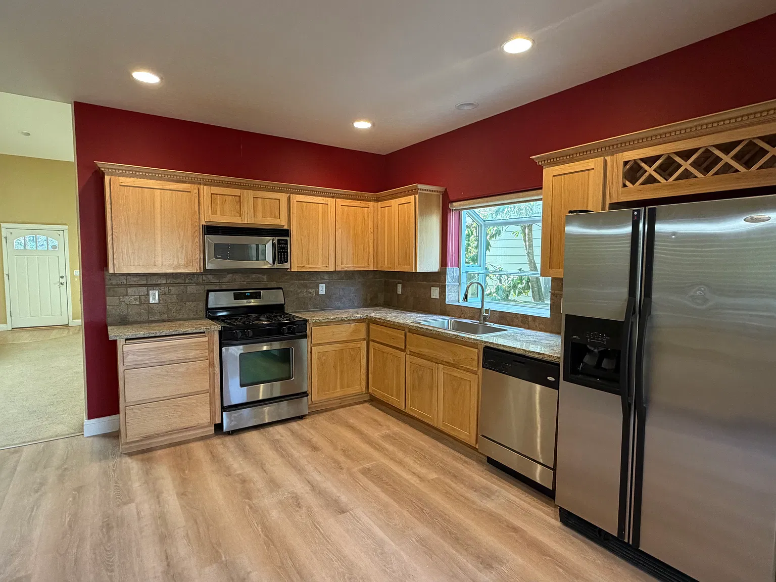 17910 NE 36th Way — Photo 4