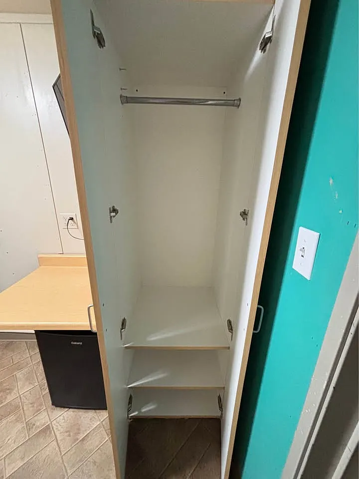 1 bed, $550 — Photo 1
