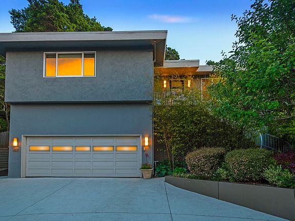 2nd image of 2831 Adeline Dr