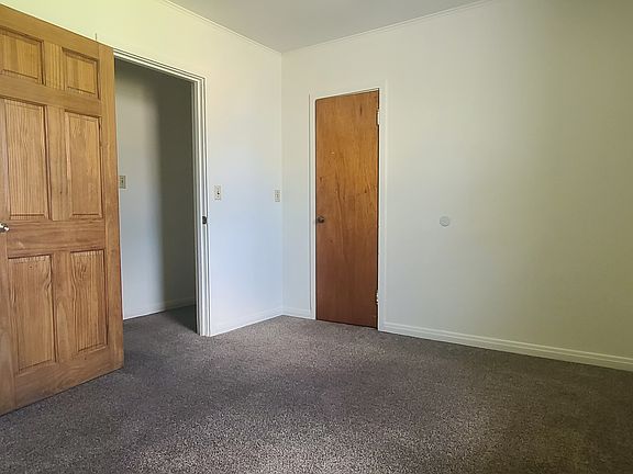 5th image of 1602-1604 6th Ave