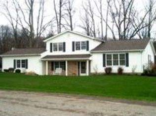 121 James Cir, New Castle, PA 16102