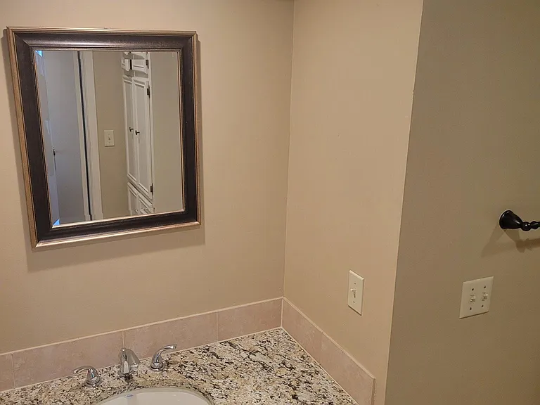 6918 E Farmview Ln — Photo 10
