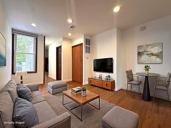 3rd image of 125 Zabriskie St #2