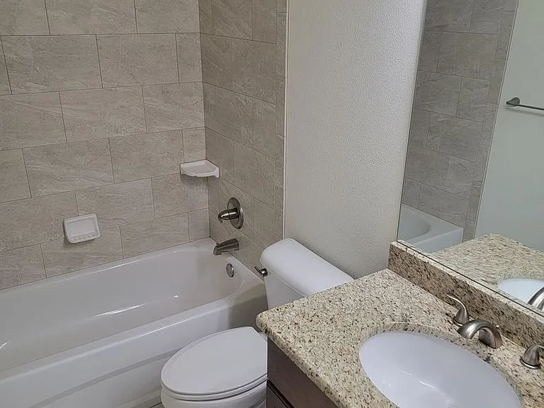 321 W Climbing Ivy Ct — Photo 13