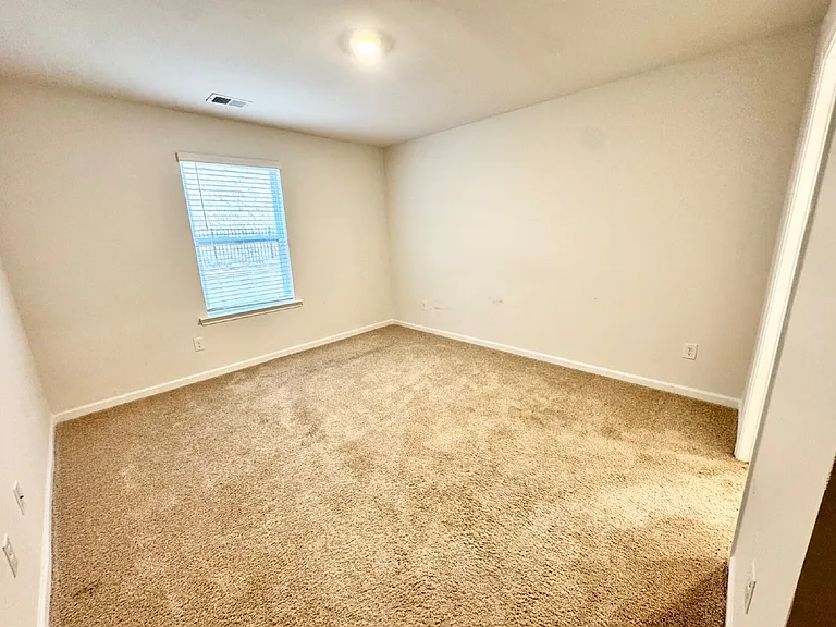 203 Oakmont Valley Trl — Photo 25