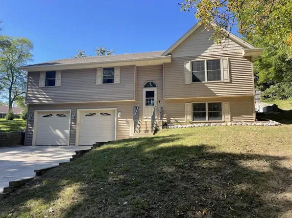 4416 Field LANE, Waterford, WI 53185