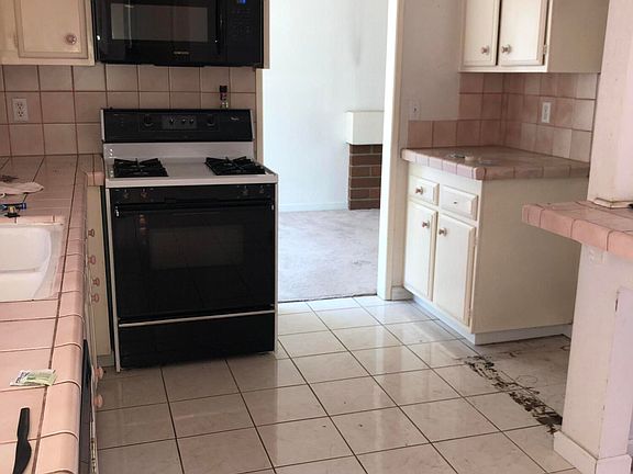 2nd image of 90 Albion Pl