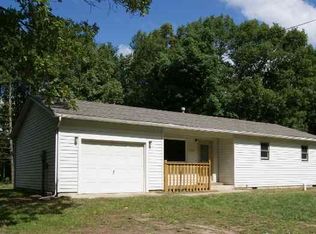 2220 E Toto Rd, Knox, IN 46534