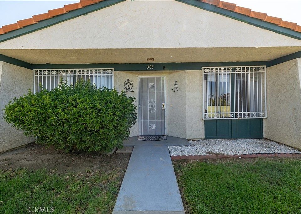 1st image of 305 King Ct