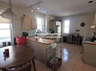 21 Bennett St, Brighton, MA 02135