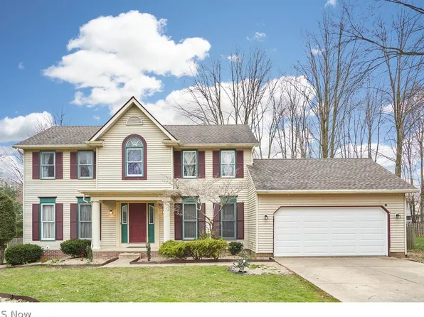 4105 Meadow Wood Ln, Uniontown, OH 44685