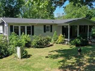 198 Wells Lock Rd, Elizabeth, WV 26143