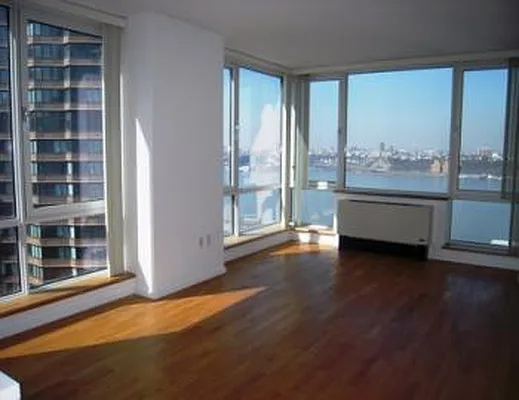 Rented by Nest Seekers International | media 62