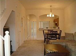 LR toward kitchen