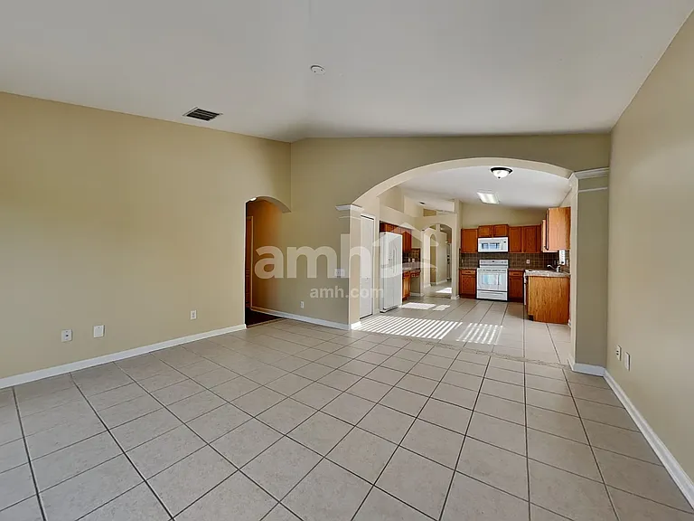 11555 Misty Isle Ln — Photo 6