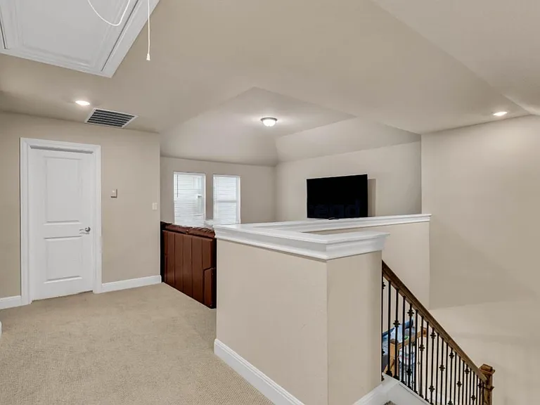 129 Birkshire Dr — Photo 26