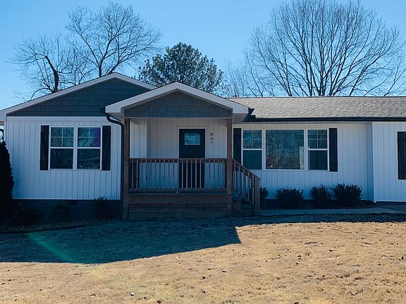 2nd image of 807 Forrest Rd