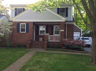 38 Keeher Ave, Newport, RI 02840