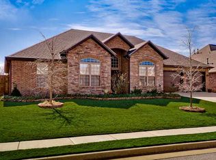 1720 Whippoorwill Ln, Bentonville, AR 72712