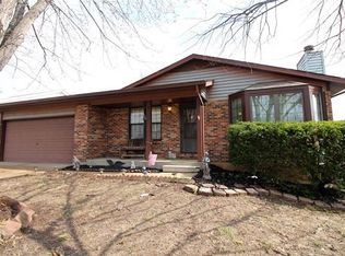 3255 Lupine Dr, Arnold, MO 63010