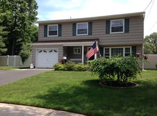 50 Evelyn Ter, Spotswood, NJ