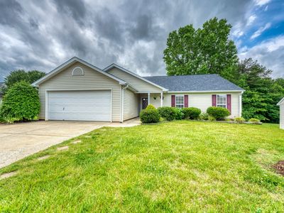 11934 Misty Pine Ct, Charlotte, NC, 28215