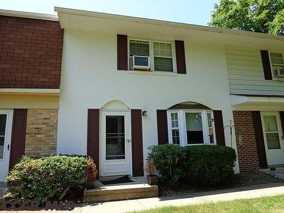 3rd image of 129 Amblewood Way