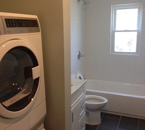 2nd image of 134 Newbury Ave APT 1
