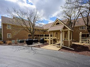 Lb7 Long Bay Point Dr, Galena, IL 61036