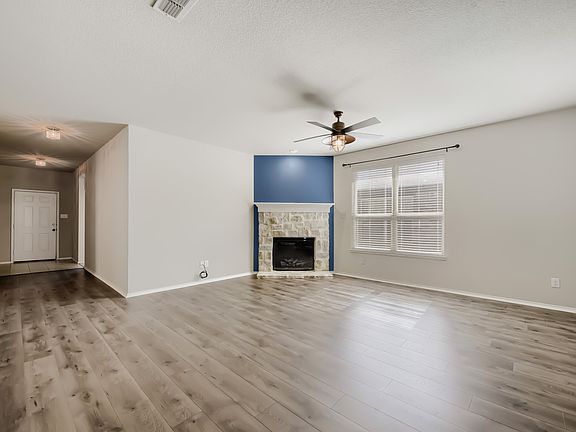 5th image of 6225 Topsail Dr