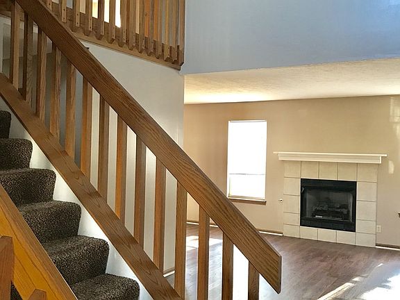 2nd image of 523B Duroc Ct