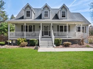 119 Morgan St, Granby, MA 01033