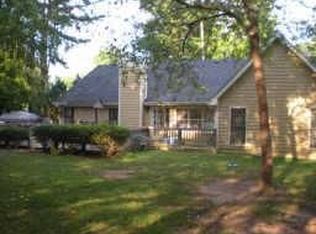 2292 Condor Dr, Lawrenceville, GA 30044