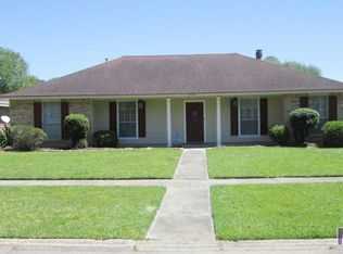 2209 Sprucewood Dr, Baton Rouge, LA 70816
