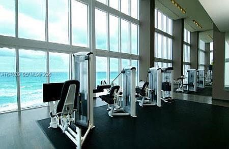 4th image of 1800 S Ocean Dr APT 1408