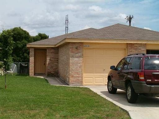 1st image of 12214-12216 MAVERICK BLUFF