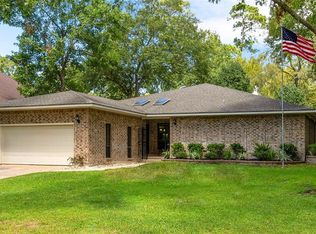 12826 Oak Village Dr, Montgomery, TX 77356