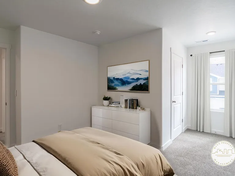 1432 S 3680 E — Photo 12