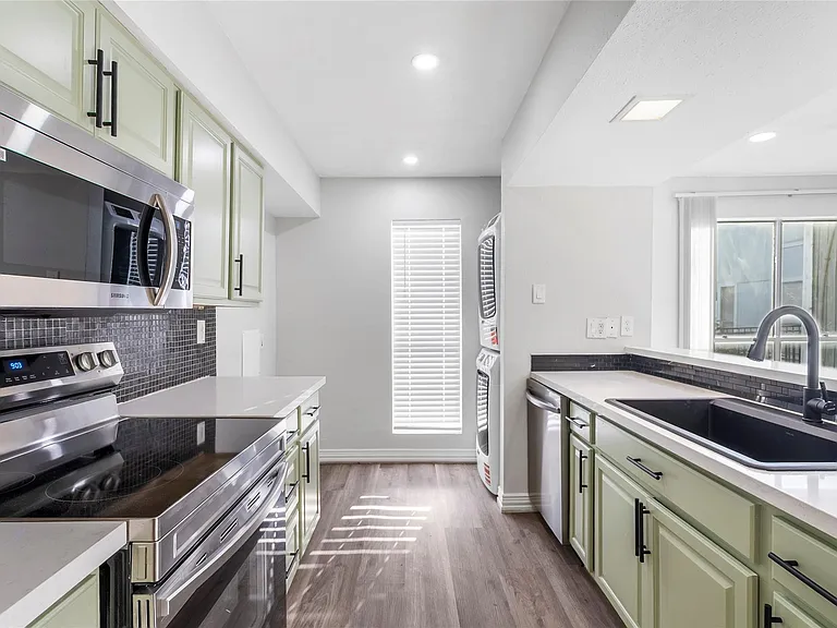 781 Country Place Dr #2016 — Photo 12