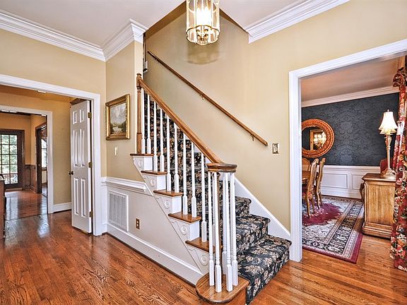 3rd image of 6736 Alexandria Ln