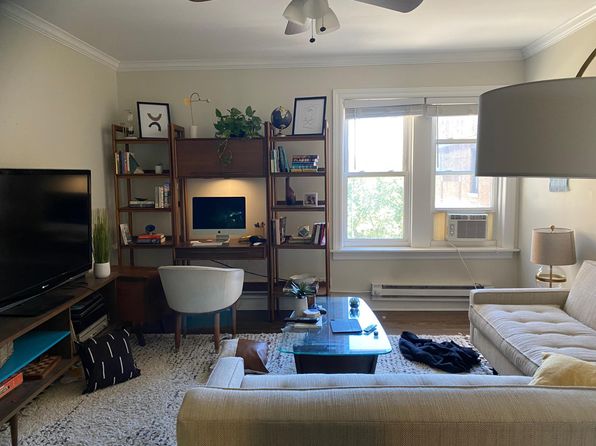 4222 N Clark St #3