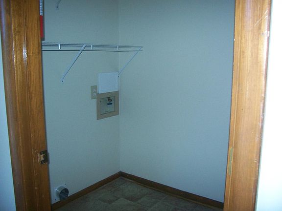 5th image of 8677 Tervada Dr