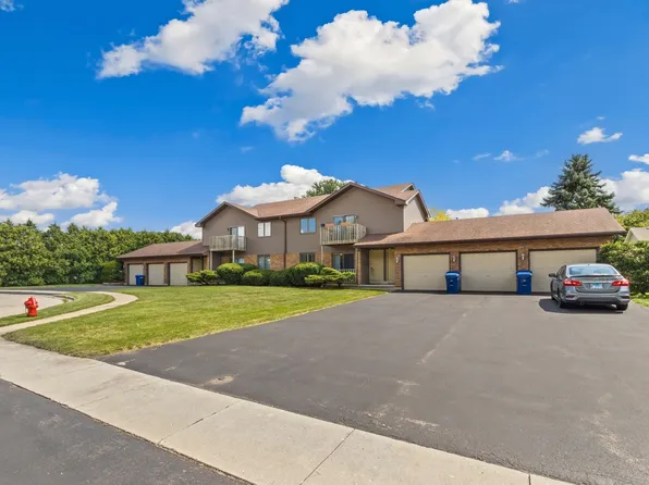 216 Pardridge Pl #216, Dekalb, IL 60115