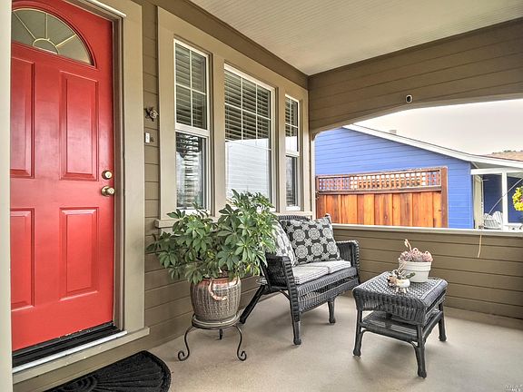 3rd image of 1410 Vista Avenue