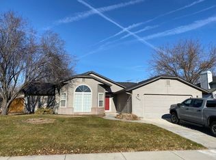 3002 W Gemstone Dr, Meridian, ID 83646