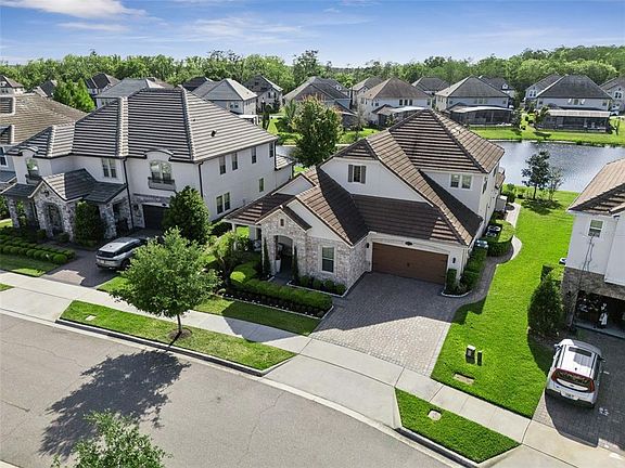 4th image of 10734 Belle Maisons Dr