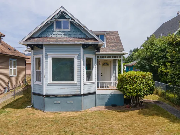 1040 W Anderson Ave, Coos Bay, OR 97420