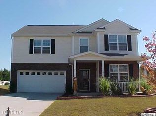 7606 Carrington Forest Ln, Matthews, NC 28105