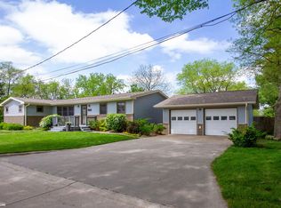 503 E Walnut St, New Sharon, IA 50207