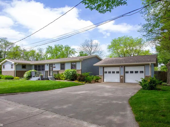 503 E Walnut St, New Sharon, IA 50207